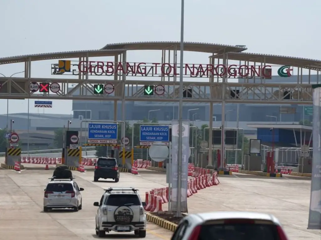 Gerbang Tol Narogong - Akses Strategis